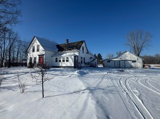 5 North Road, Detroit, ME 04929