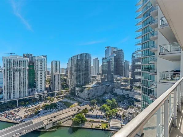 92 SW 3rd St APT 3611, Miami, FL 33130