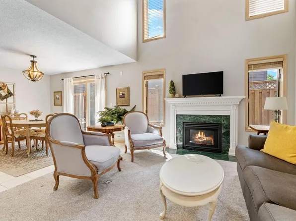 18507 Cherry Tree Ct, Minnetonka, MN 55345