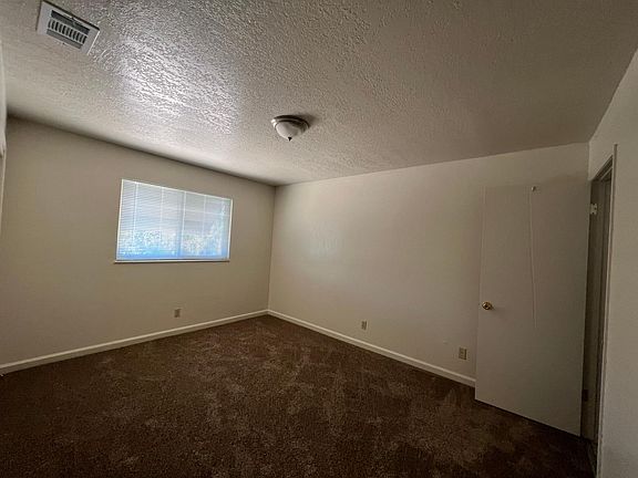 4th image of 1209 Yorktown Ln
