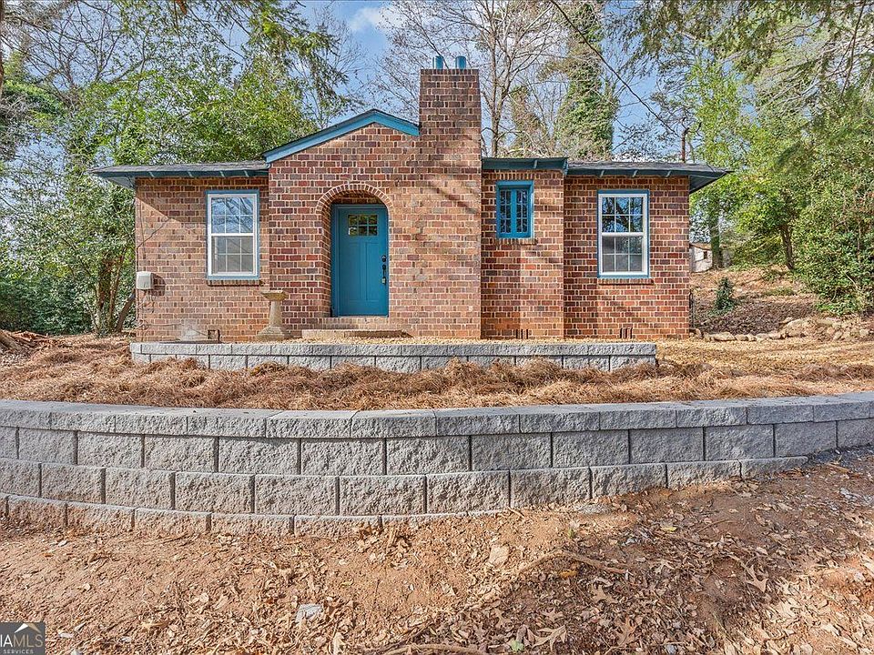 1st image of 203 Church St NE