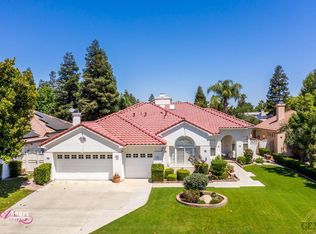 10908 Rockridge Way, Bakersfield, CA 93311