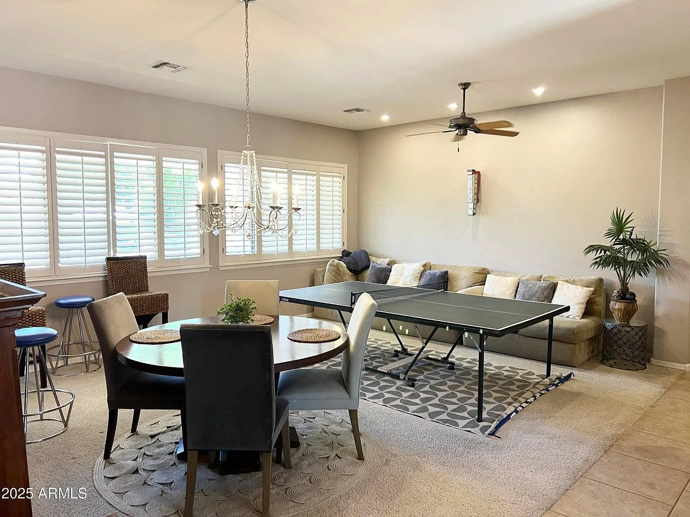 4 bed, 2.5 bath, 2492 sqft, $6,000 — Photo 3