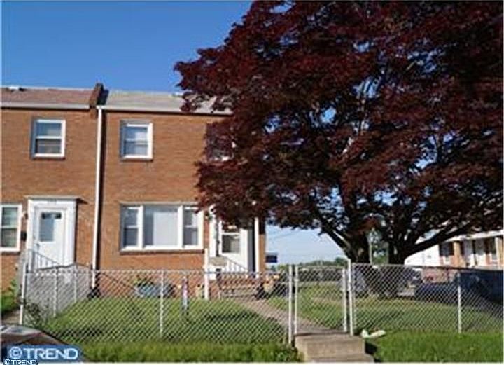 1st image of 2318 W 2nd St