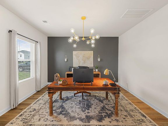 5th image of 905 Elgon Walk Dr