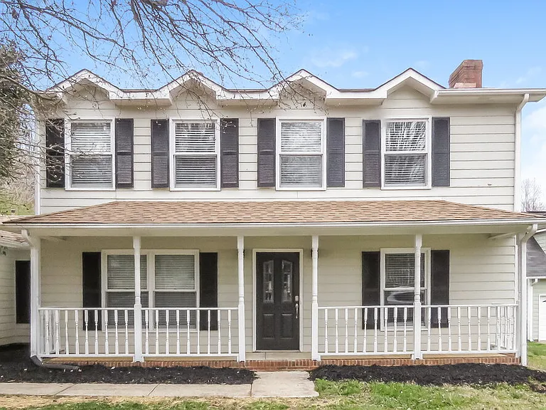 2416 Haybrook Ln — Photo 1