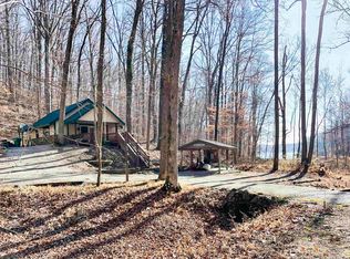 11040 E Purdue Farm Rd, Dubois, IN 47527