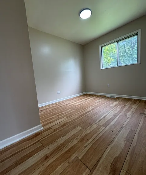 22844 Sharrow Ave — Photo 9