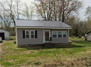 851 State Route 109 N, Clay, KY 42404