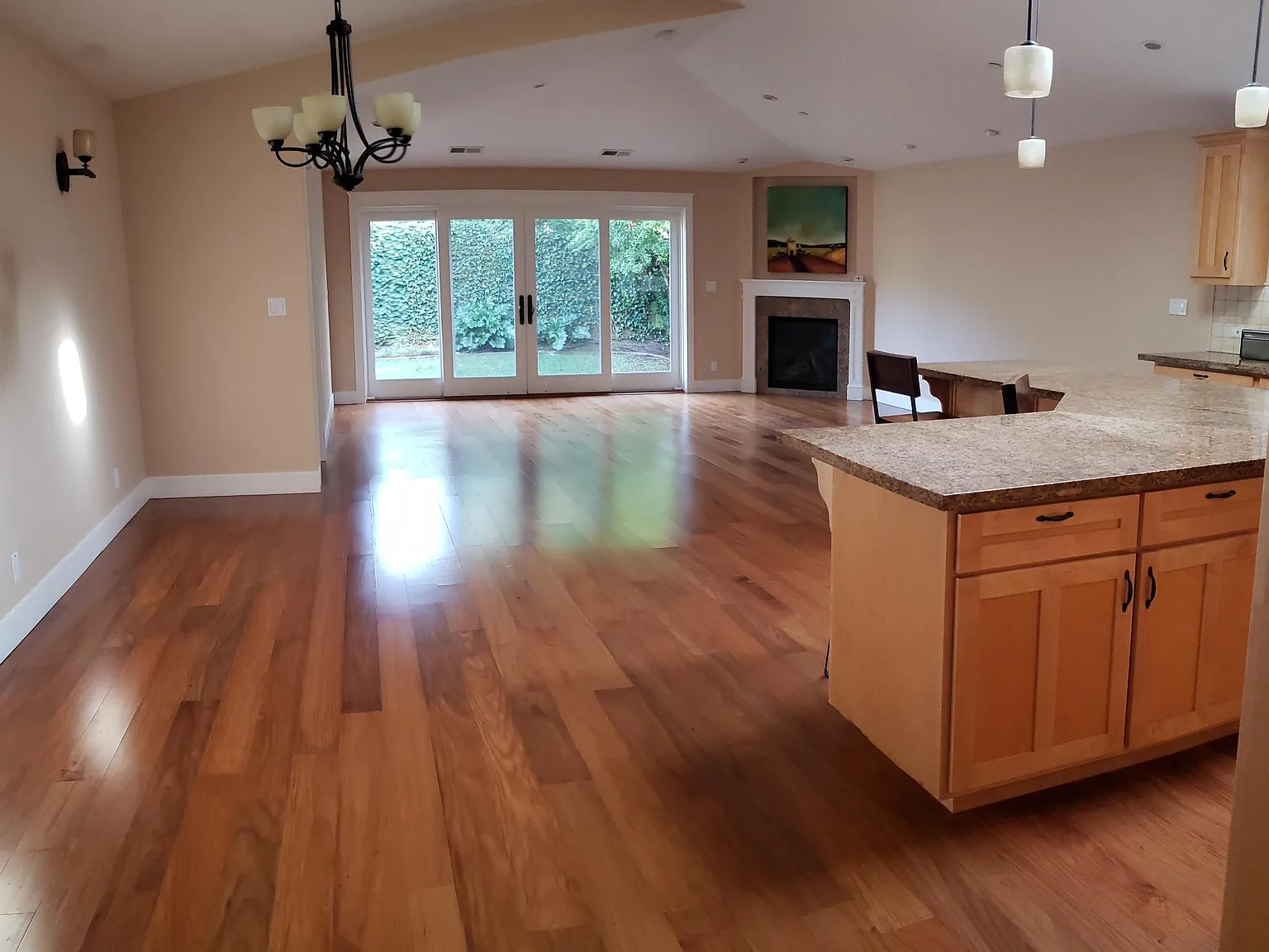 4 bed, 2037 sqft, $10,000 — Photo 4