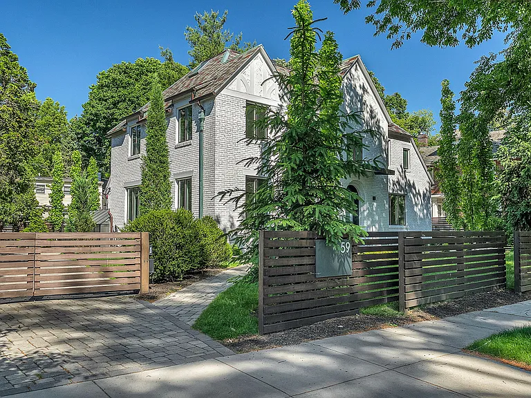 59 Fresh Pond Ln — Photo 2
