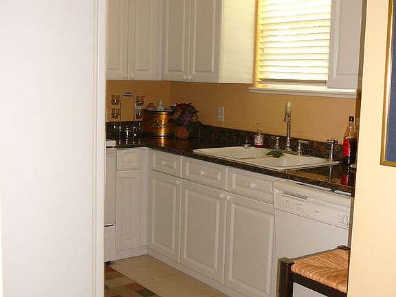 3rd image of 473 18th St