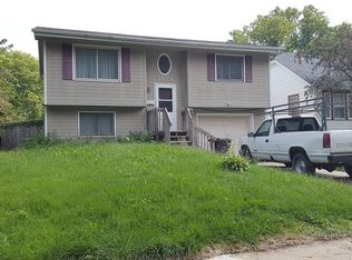 3929 10th St, Des Moines, IA 50313