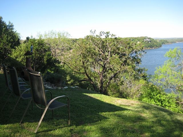 2nd image of 320 Quail Run Ct