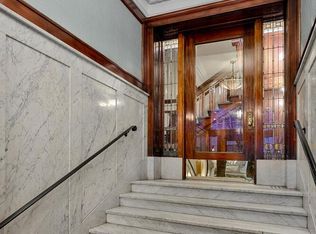 453 W Fullerton Pkwy #1EE, Chicago, IL 60614