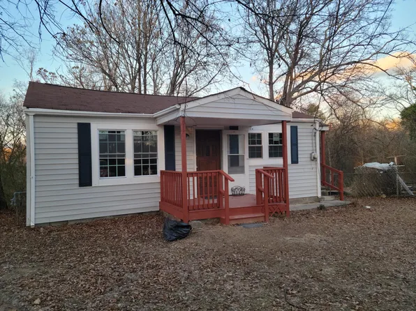 1202 Ridgeland Rd, Rossville, GA 30741