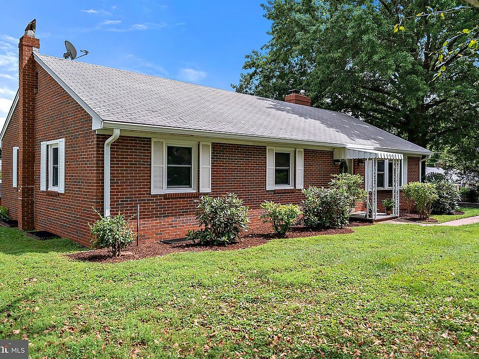 1st image of 183 Norfolk Dr