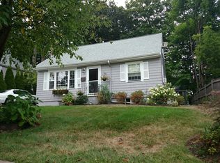 55 Sherbrook St, West Roxbury, MA 02132