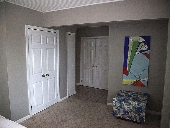 MASTER BED