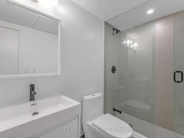 2 Augusta Ave #908 — Photo 12