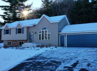 N6193 Russell Rd, New Lisbon, WI 53950