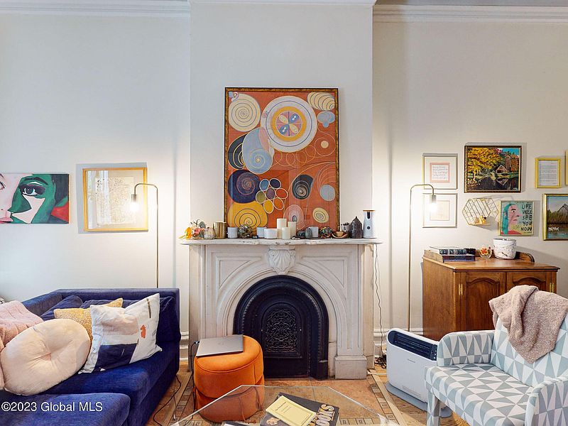 5th image of 328 Hudson Avenue