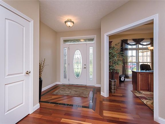 2nd image of 6289 Congress Dr