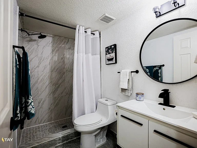 1505 N Center St #220 — Photo 15