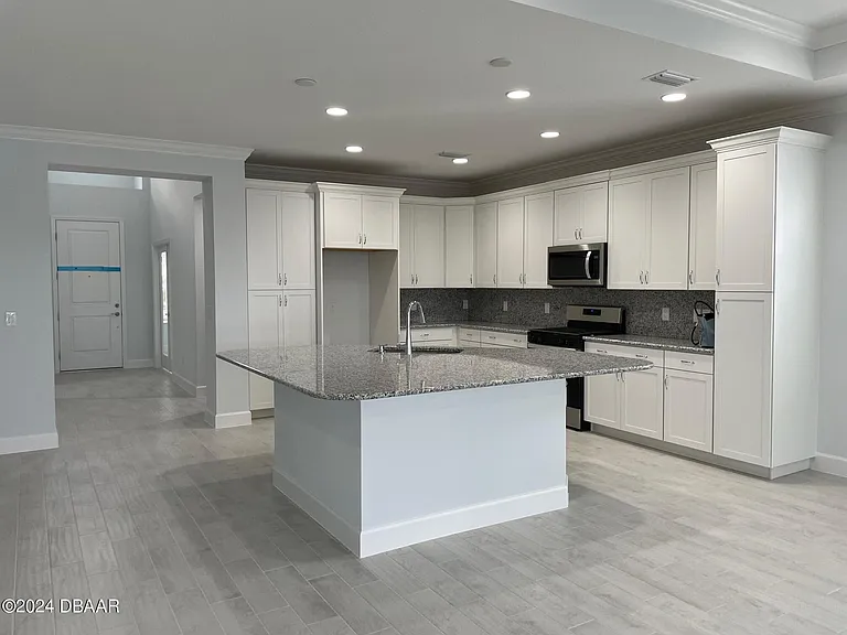 818 Bama Breeze Dr — Photo 4