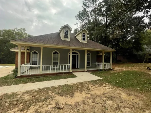 8970 Celeste Rd, Saraland, AL 36571