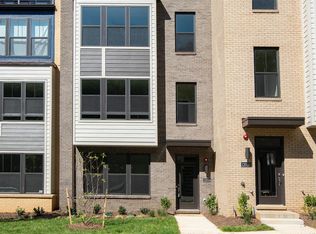 12034 N Shore Dr, Reston, VA 20190