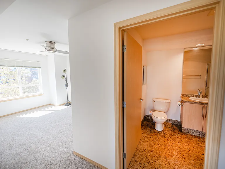 424 N 85th St #301-1 — Photo 13