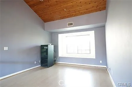 333 Genoa St — Photo 34