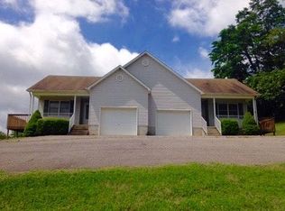 1295 N 1st St #A, Wytheville, VA 24382