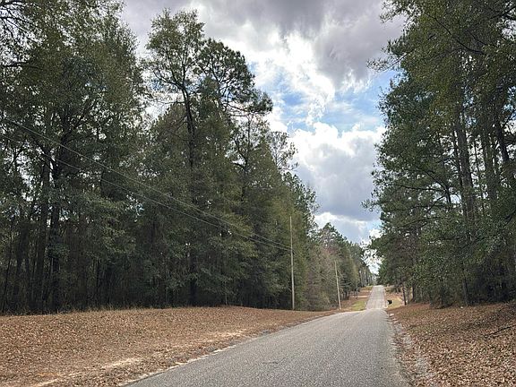 5th image of 3761 Sherbrook Rd