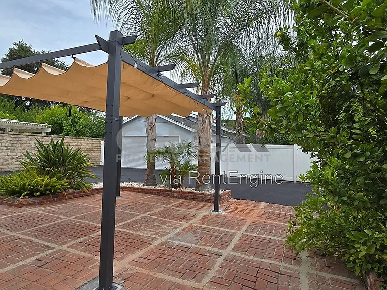 24943 Chestnut St — Photo 19