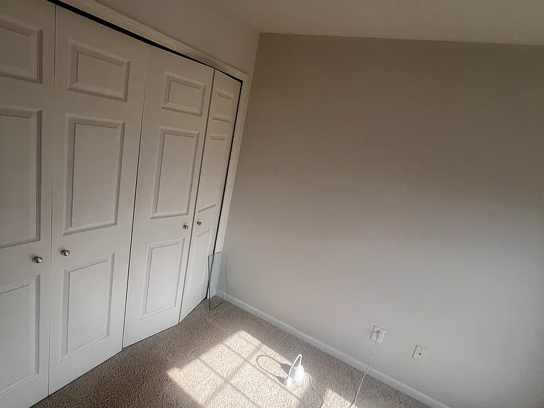 18147 Dundee Ct — Photo 8