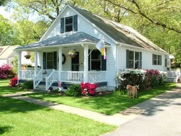 135 Madison Ln N, Newport News, VA 23606