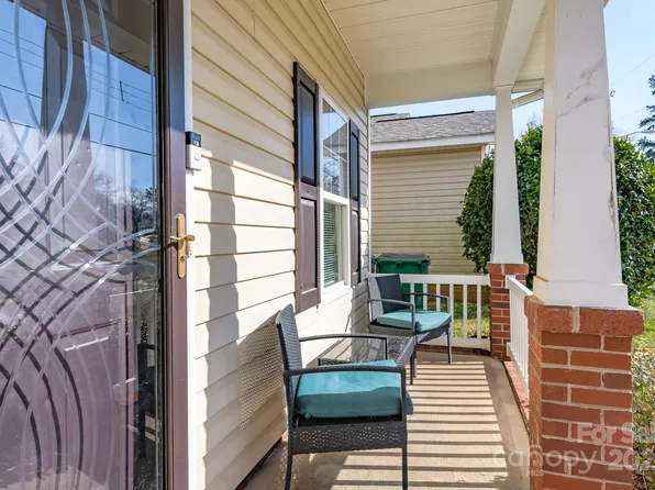 2614 Ocracoke St, Charlotte, NC 28208