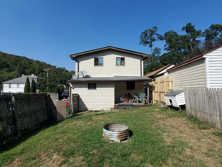 192 Hickory St #A — Photo 9