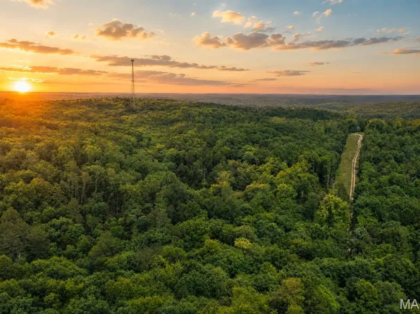 4 Timberlane Est, Doniphan, MO 63935