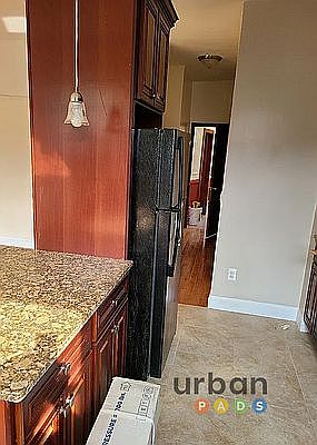 4th image of 804 Rogers Ave #3