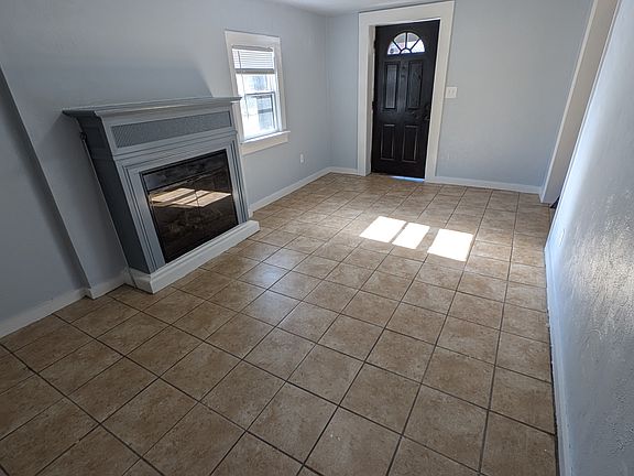 Tiled living area for pet friendly guests
