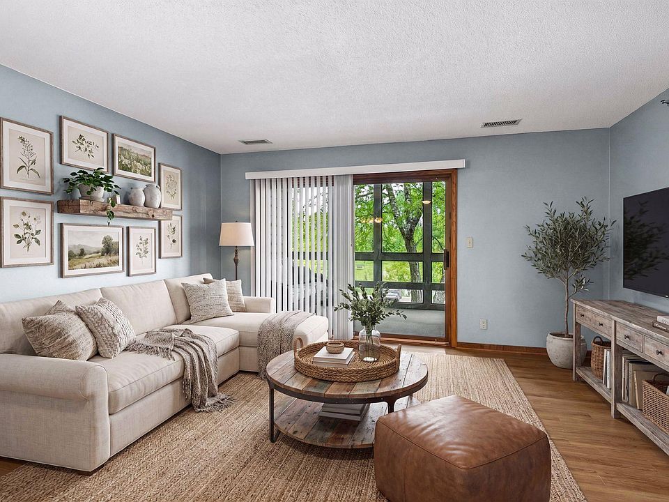 1st image of 3801 W 98th St APT 209