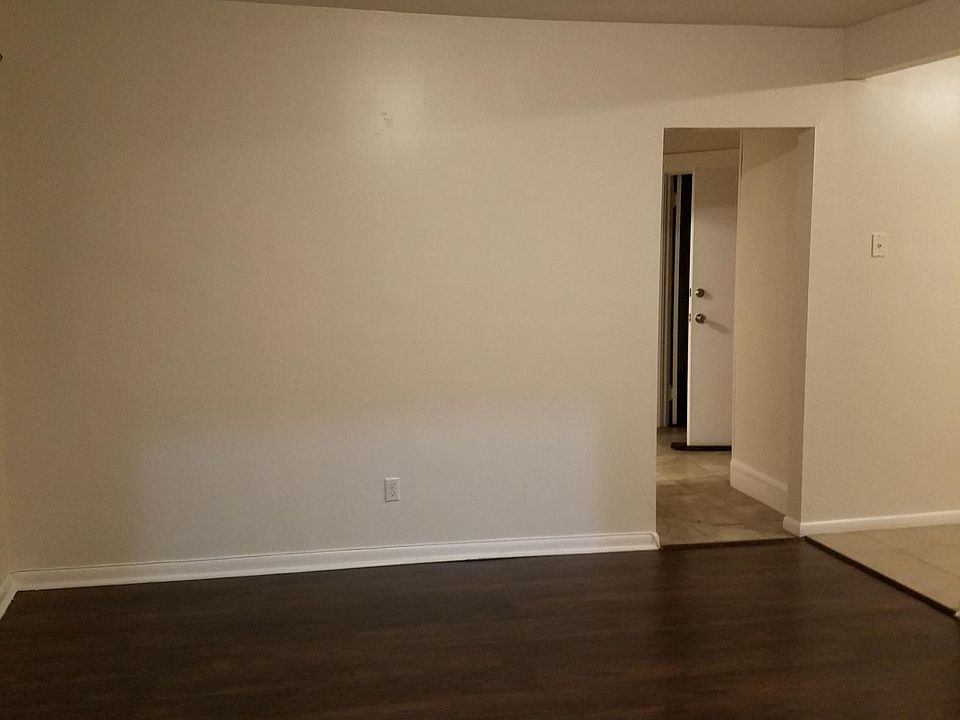 2nd image of 10 Ricord St