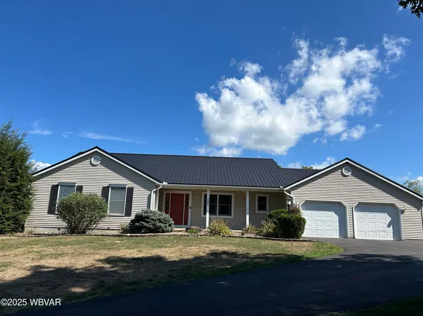 102 Paige Ln, Williamsport, PA 17701