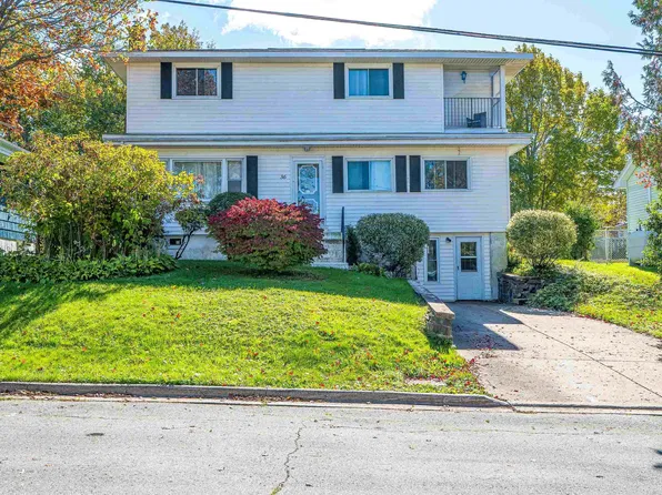 36 Erin Dr, Dartmouth, NS B2W 2B8