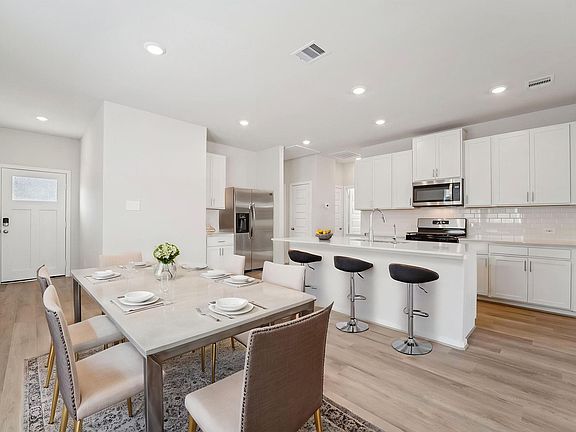 7th image of this home