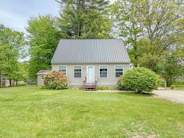 9 Dakota Dr, Windham, ME 04062