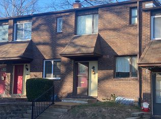 35 Tower Hill Ct UNIT 35, Saint Louis, MO 63132